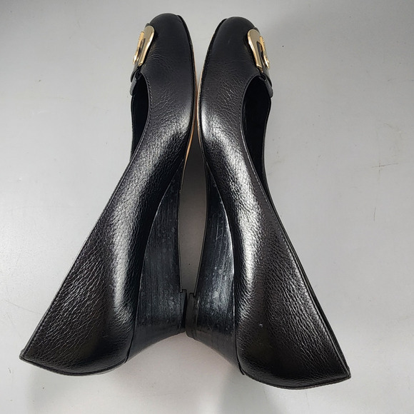 Fendi Black Leather Wedge Pumps Gold Logo Accent - IT Size 40 - US Size 10 - Picture 2 of 13